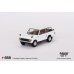 画像1: MINI GT 1/64 Range Rover Davos White (LHD) (1)