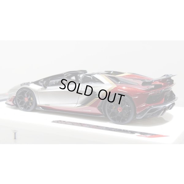 画像3: EIDOLON 1/43 Lamborghini Aventador SVJ Roadster 2020 2 tone paint Silver / Vino Rosso Limited 35 pcs.