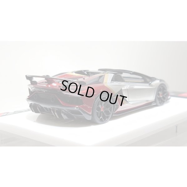 画像10: EIDOLON 1/43 Lamborghini Aventador SVJ Roadster 2020 2 tone paint Silver / Vino Rosso Limited 35 pcs.