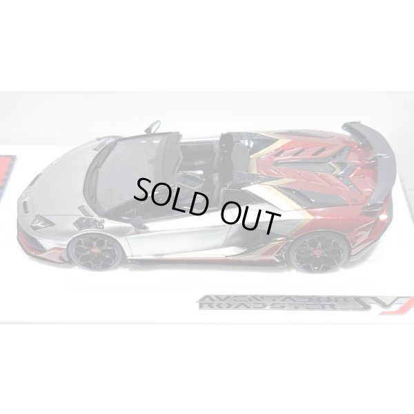 画像4: EIDOLON 1/43 Lamborghini Aventador SVJ Roadster 2020 2 tone paint Silver / Vino Rosso Limited 35 pcs.