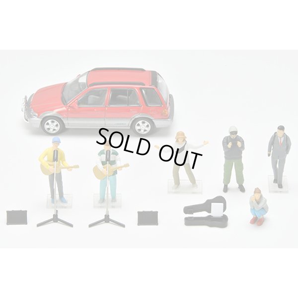 画像3: TOMYTEC 1/64 Diorama Collection 64 #Car Snap 23a Street Live（ホンダ シビックシャトル ビーグル付属）