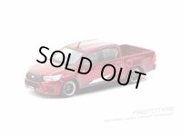 Tarmac Works 1/64 toyota Hilux Red