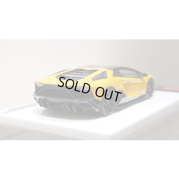画像10: EIDOLON 1/43 Lamborghini Aventador LP780-4 Ultimae 2021 (Leirion Wheel) Grande Giallo Pearl Carbon Roof Limited 35 pcs.
