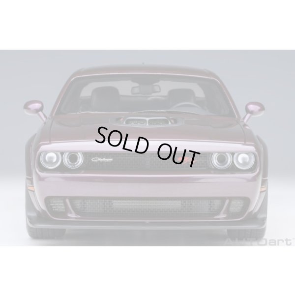 画像5: AUTOart 1/18 Dodge Challenger R/T Scat Pack Widebody 2022 (HELLRAISIN / Metallic Purple)