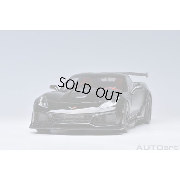 画像18: AUTOart 1/18 Chevrolet Corvette (C7) ZR1 (Black)
