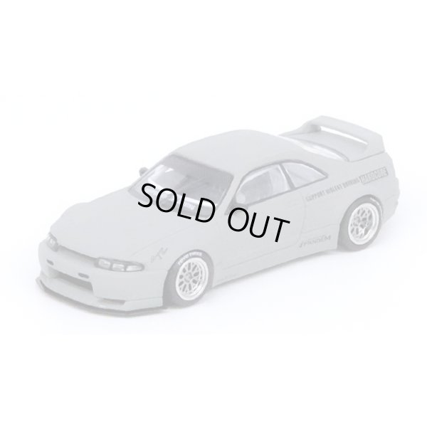画像2: INNO Models 1/64 Nissan Skyline GT-R (R33) Pandem/Rocket Bunny Matte Cement Gray