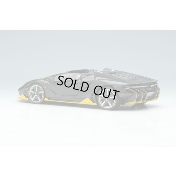 画像3: EIDOLON COLLECTION 1/43 Lamborghini Centenario Roadster LP770-4 2016 Visible Carbon / Yellow Stripe Limited 100 pcs.
