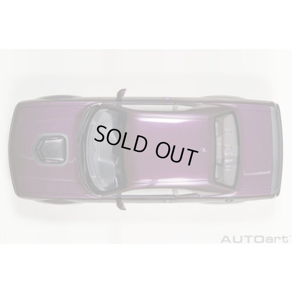 画像7: AUTOart 1/18 Dodge Challenger R/T Scat Pack Widebody 2022 (HELLRAISIN / Metallic Purple)