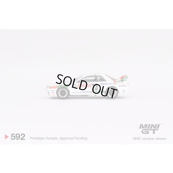 画像3: MINI GT 1/64 Nissan Skyline GT-R R32 Macau Guia Race Winner 1990 Gr.A #23 (RHD)