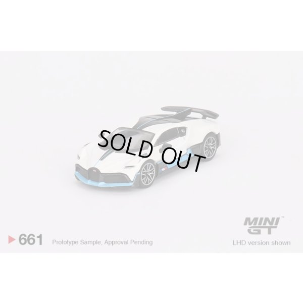 画像1: MINI GT 1/64 Bugatti Divo White (LHD)