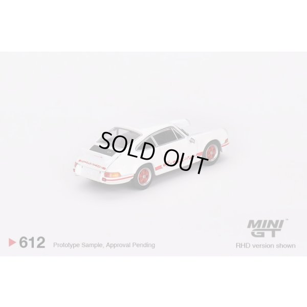 画像2: MINI GT 1/64 Porsche 911 Carrera RS 2.7 Grand Prix White/Red Livery (LHD)