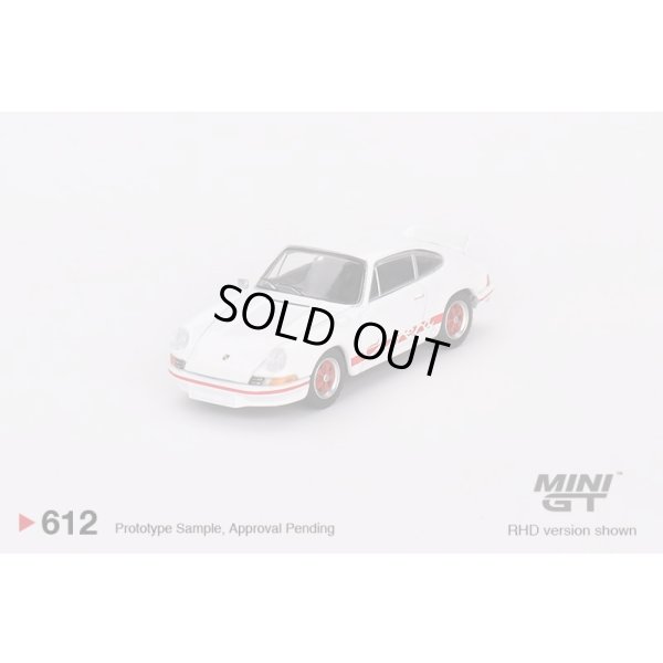 画像1: MINI GT 1/64 Porsche 911 Carrera RS 2.7 Grand Prix White/Red Livery (RHD)