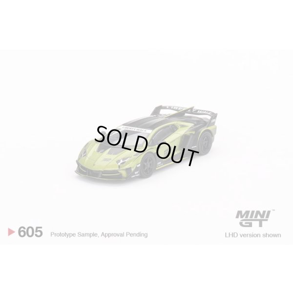 画像1: MINI GT 1/64 LB-Silhouette WORKS Lamborghini Aventador GT EVO Lime (LHD)