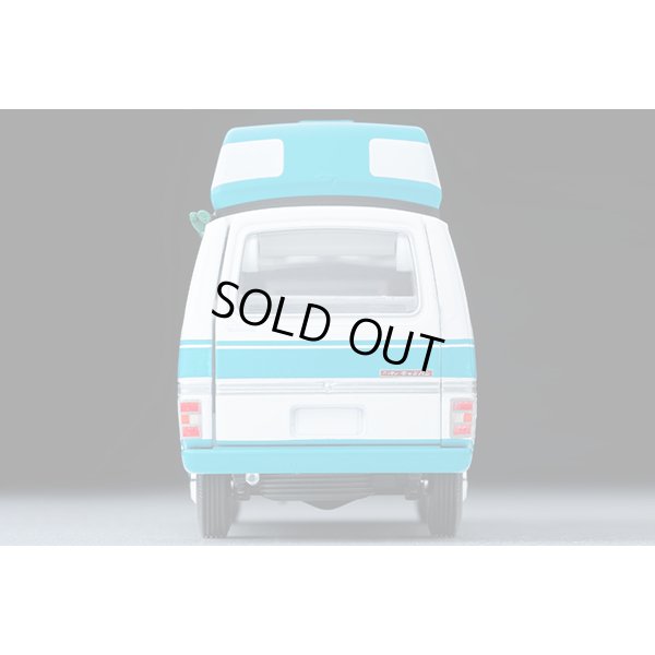 画像6: TOMYTEC 1/64 Limited Vintage Neo Nissan Caravan Camper (White/Light Blue) '73