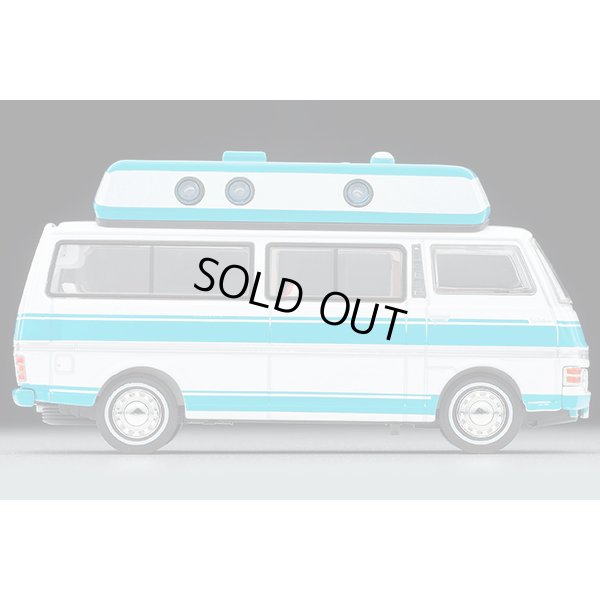 画像4: TOMYTEC 1/64 Limited Vintage Neo Nissan Caravan Camper (White/Light Blue) '73