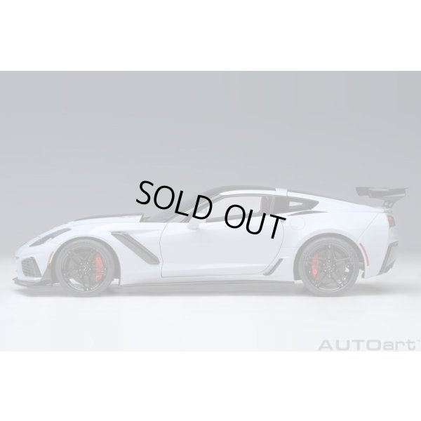画像3: AUTOart 1/18 Chevrolet Corvette (C7) ZR1 (Gray Metallic)