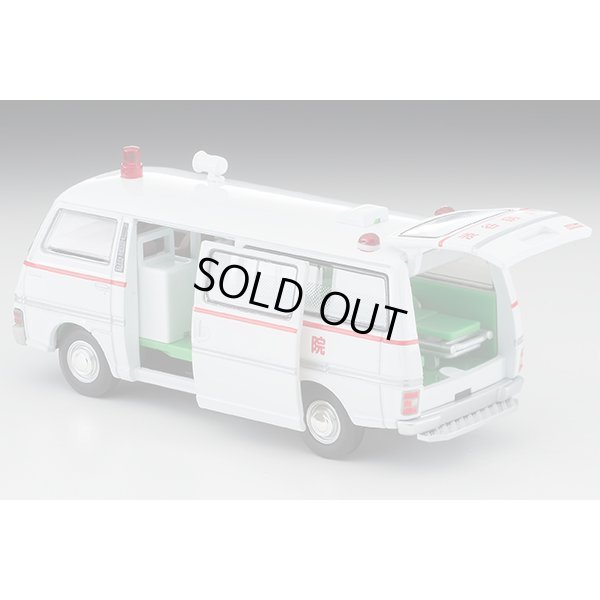 画像7: TOMYTEC 1/64 Limited Vintage Neo LV-N大都会01 Nissan Caravan 救急車（渋谷病院）大都会 PARTIII 第7話「逃亡の滑走路」より
