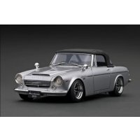 ignition model 1/18 DATSUN Fairlady 2000 (SR311) Silver