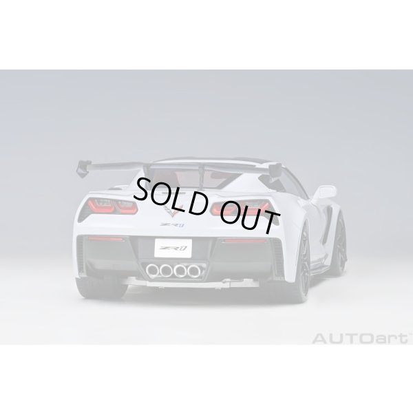 画像19: AUTOart 1/18 Chevrolet Corvette (C7) ZR1 (Gray Metallic)