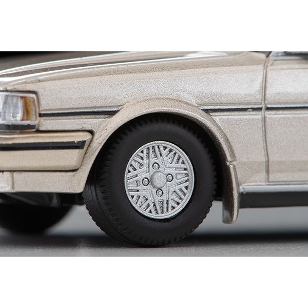 画像7: TOMYTEC 1/64 Limited Vintage Neo Toyota Cresta Super Lucent Twin Cam 24 (Beige) '86