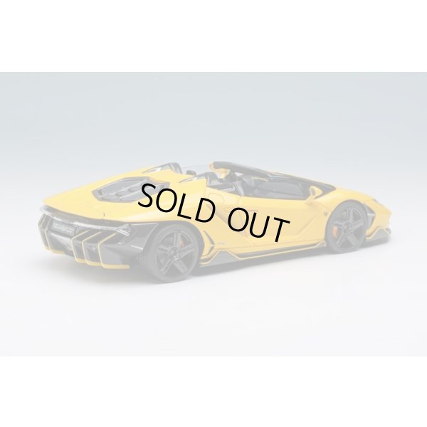 画像4: EIDOLON COLLECTION 1/43 Lamborghini Centenario Roadster LP770-4 2016 Giallo Orion Limited 60 pcs.