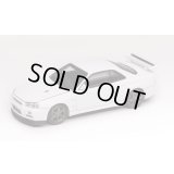 MOTORHELIX 1/64 Nissan Skyline GT-R R34 V Spec II Pearl White