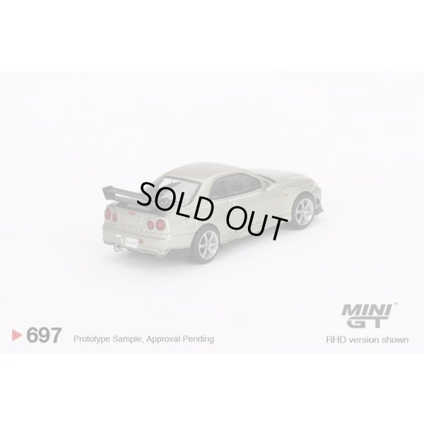 画像2: MINI GT 1/64 Nissan Skyline GT-R R34 Tommy Kaira R-z Millennium Jade (RHD)