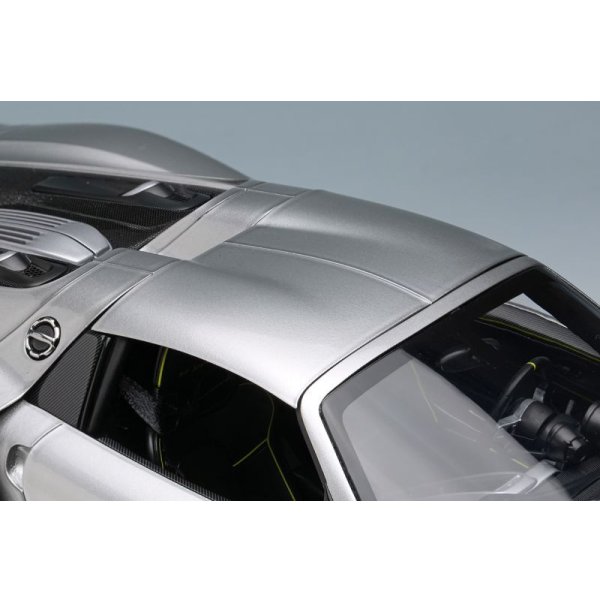 画像7: EIDOLON 1/18 Porsche 918 Spyder 2011 GT Silver