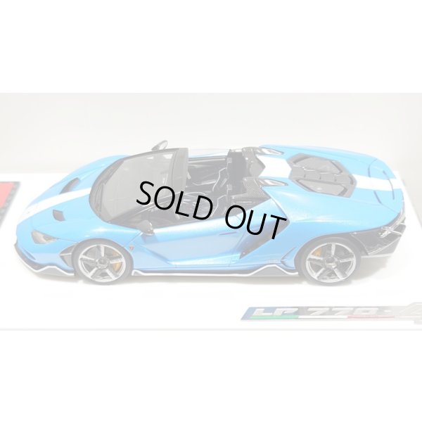 画像4: EIDOLON 1/43 Lamborghini Centenario Roadster 2016 Azzurro Pearl Limited 35 pcs.