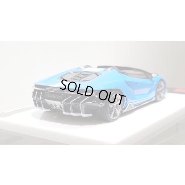 画像10: EIDOLON 1/43 Lamborghini Centenario Roadster 2016 Azzurro Pearl Limited 35 pcs.
