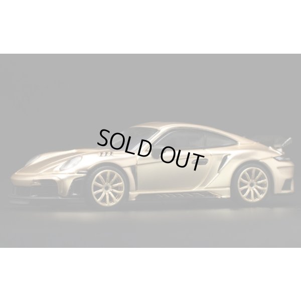 画像1: POP RACE 1/64 992 Stinger GTR - Gold