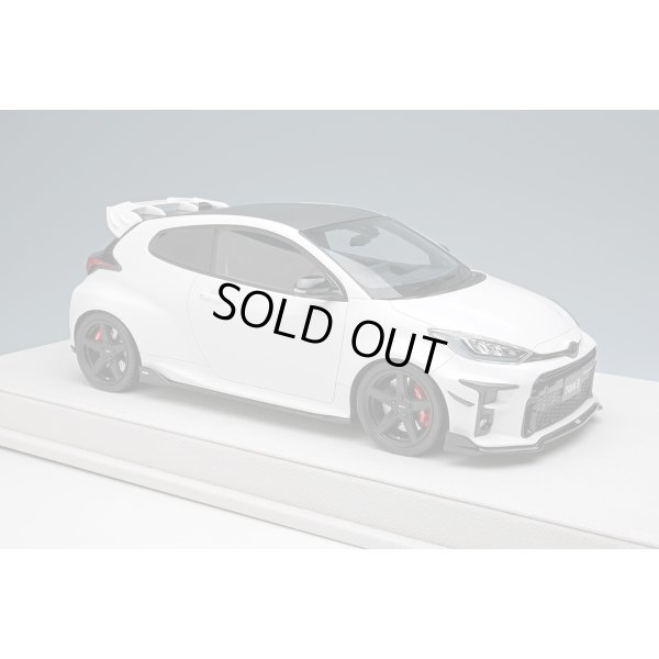 画像5: EIDOLON 1/18 TOM'S GR Yaris 2021 Platinum White Pearl Mica