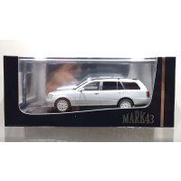 Hobby JAPAN 1/43 Toyota Crown Estate 3.0 Royal Saloon Frosty White Toning (2 Tone)
