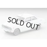 TOMYTEC 1/64 Limited Vintage Isuzu Berrett 1800GT (White) '70