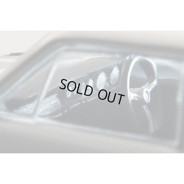 画像8: TOMYTEC 1/64 Limited Vintage Isuzu Berrett 1800GT (White) '70