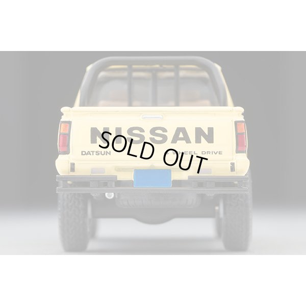 画像6: TOMYTEC 1/64 Limited Vintage NEO Nissan Truck 4X4 King Cab (Yellow) USA version