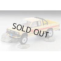 TOMYTEC 1/64 Limited Vintage NEO Nissan Truck 4X4 King Cab (Yellow) USA version