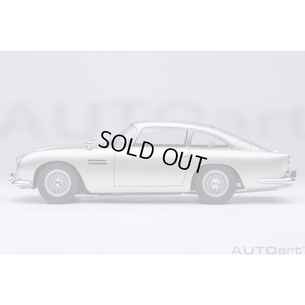 画像3: AUTOart 1/18 Aston Martin DB5 “Goldfinger” Bond Car (Silver)