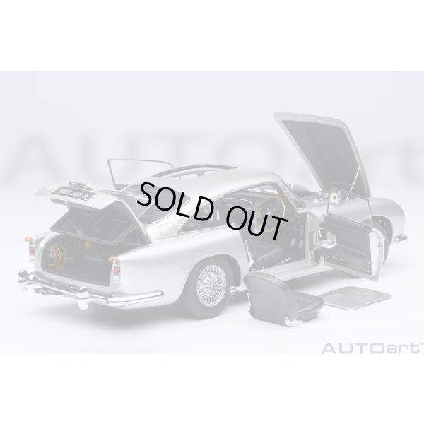 画像13: AUTOart 1/18 Aston Martin DB5 “Goldfinger” Bond Car (Silver)