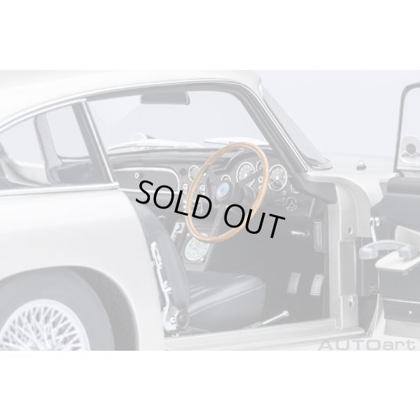 画像10: AUTOart 1/18 Aston Martin DB5 “Goldfinger” Bond Car (Silver)