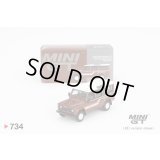 MINI GT 1/64 Land Rover Defender 110 1985 County Station Wagon Russet Brown (LHD)