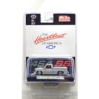 M2 Machines 1/64 1991 Chevrolet C1500 SS 454 Custom Silver
