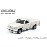 GREEN LiGHT EXCLUSIVE 1/64 1994 Ford F-150 SVT Lightning with Tonneau Bed Cover - White