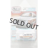 auto world 1/64 1985 Dodge Caravan DW2 White / Woody