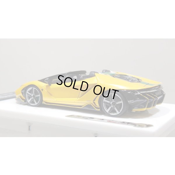 画像3: EIDOLON 1/43 Lamborghini Centenario Roadster LP770-4 2016 Grande Giallo Pearl Limited 32 pcs.
