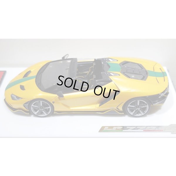 画像4: EIDOLON 1/43 Lamborghini Centenario Roadster LP770-4 2016 Grande Giallo Pearl Limited 32 pcs.