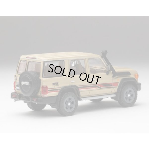 画像4: Gaincorp Products 1/64 Toyota Land Cruiser 70 Arab Model Diecasttalk特注品