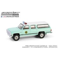 GREEN LiGHT EXCLUSIVE 1/64 1990 Chevrolet Suburban K20 Scottsdale - U.S. Border Patrol