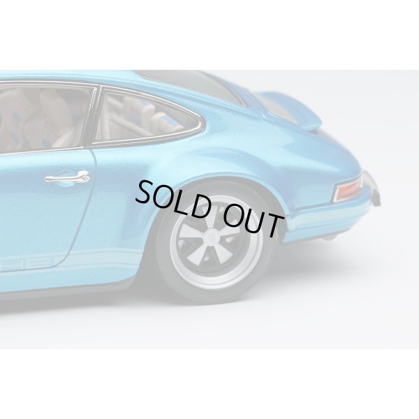 画像7: VISION 1/43 Singer 911 (964) Coupe Light Blue Metallic Limited 100 pcs.