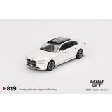 MINI GT 1/64 BMW i7 xDrive60 Mineral White (LHD)